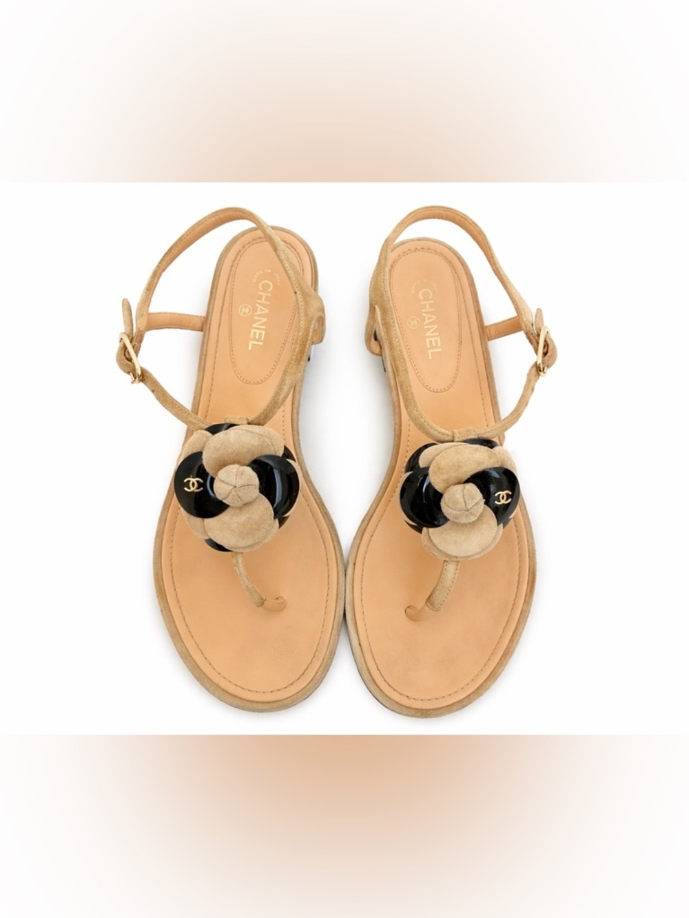 Chanel Camellia Thong Sandals 2016 Beige Suede CC Resin Flower Flats EU 38.5